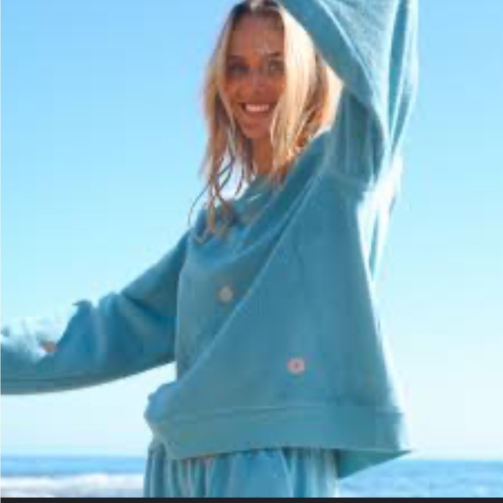 NWOT Electric & Rose Teal Sweatshirt and sherpa Pants Set